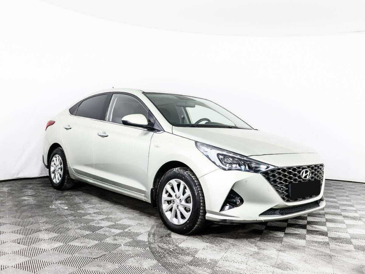 Купить Hyundai Solaris, 2020, 97 828 км, фото №3