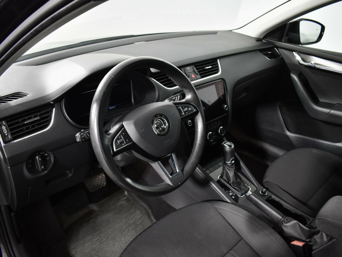 Купить Skoda Octavia III (A7) Рестайлинг, 2019, 200 500 км, фото №9