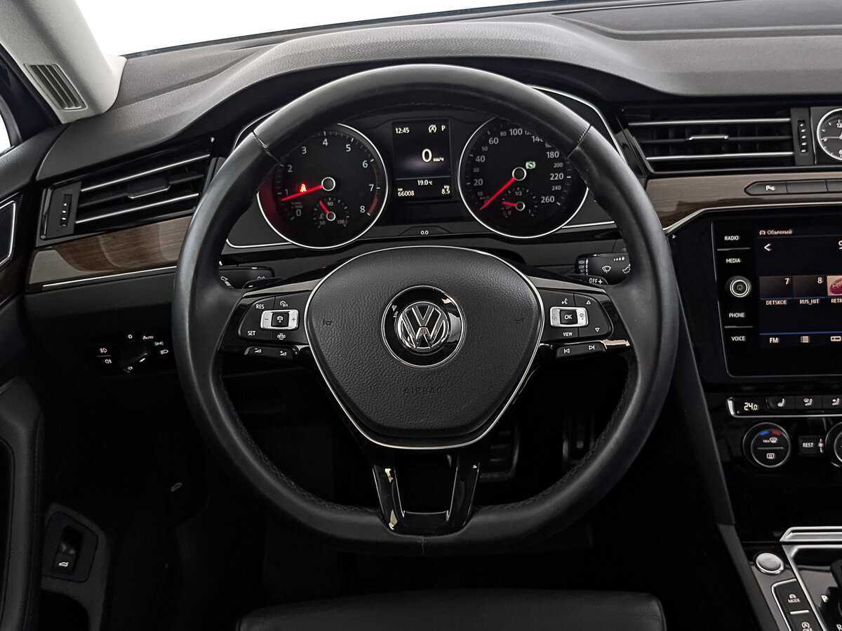 Купить Volkswagen Passat, 2019, 66 006 км, фото №22