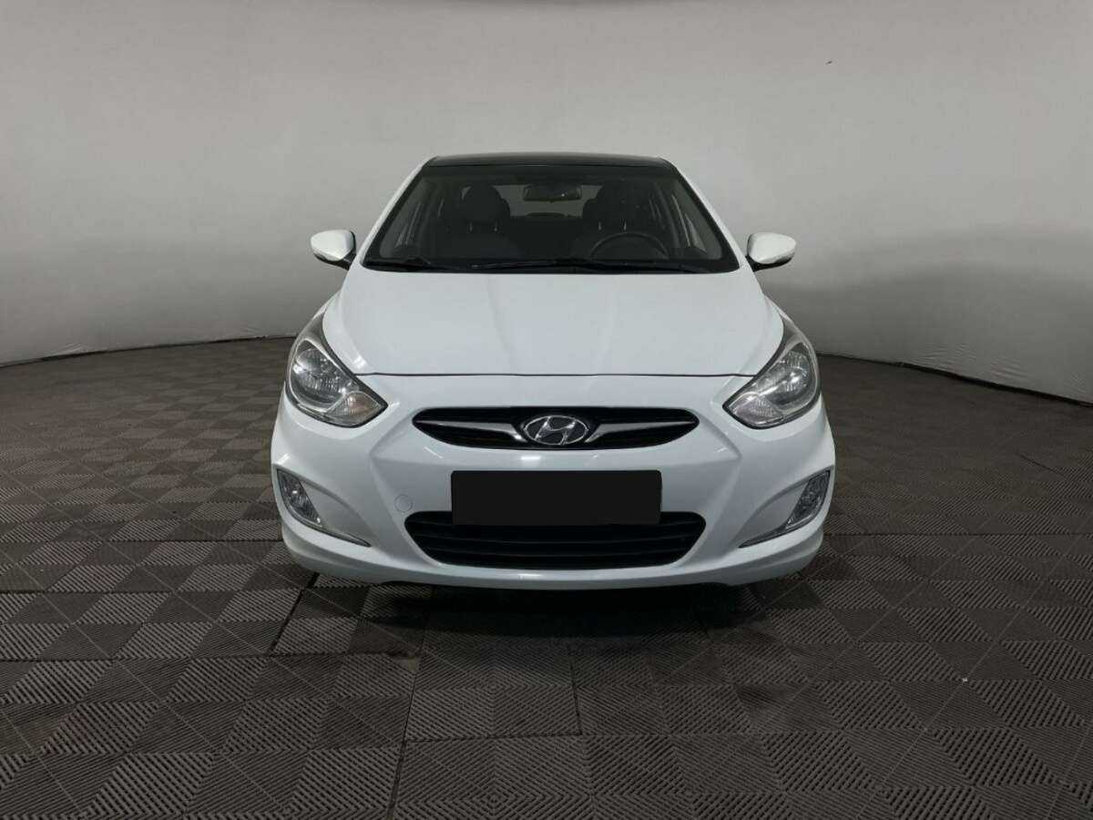 Купить Hyundai Solaris, 2012, 114 180 км, фото №2