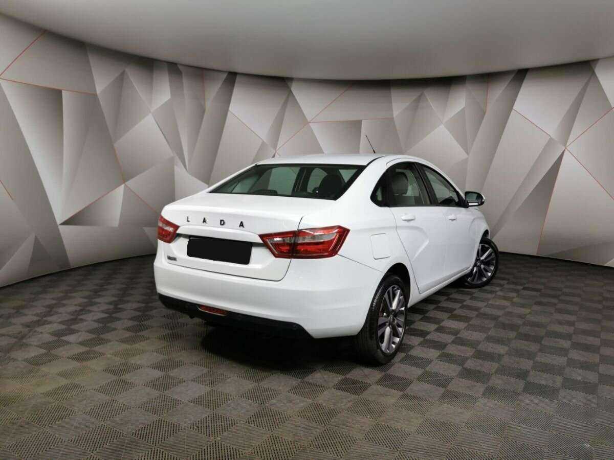 Купить Lada (ВАЗ) Vesta, 2018, 167 572 км, фото №2