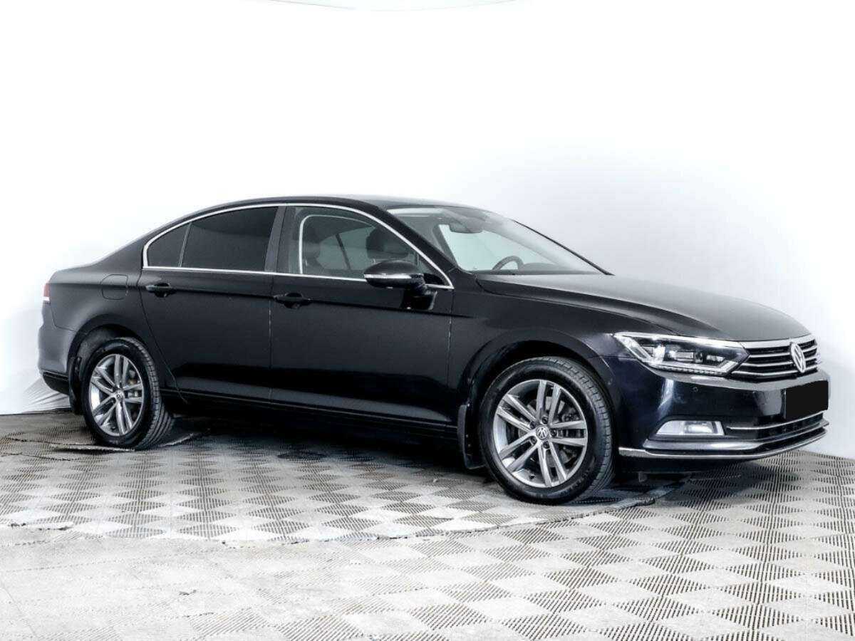 Купить Volkswagen Passat, 2017, 181 000 км, фото №3