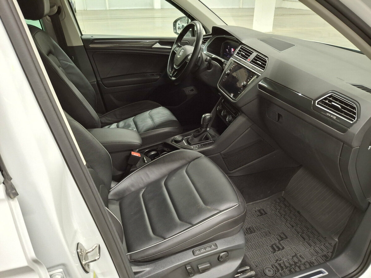 Купить Volkswagen Tiguan II, 2020, 41 003 км, фото №11