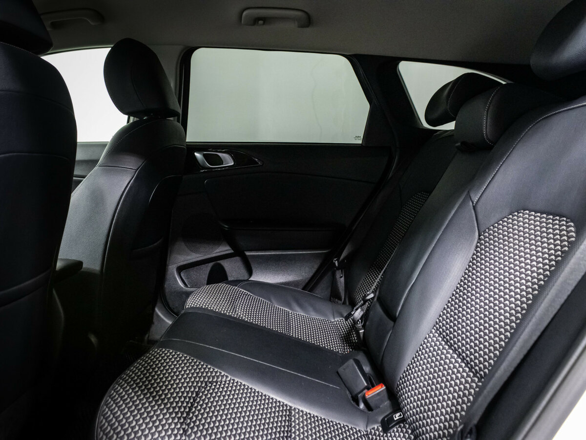 Купить Kia Ceed III Рестайлинг, 2022, 80 587 км, фото №13