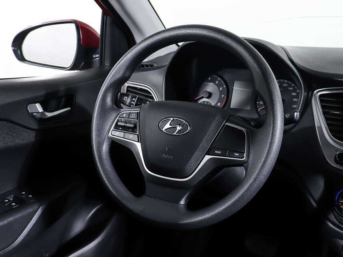 Купить Hyundai Solaris, 2020, 26 540 км, фото №15