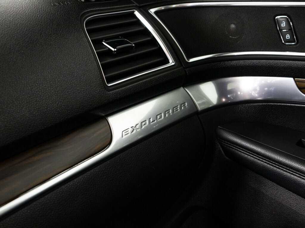 Купить Ford Explorer, 2018, 149 862 км, фото №20