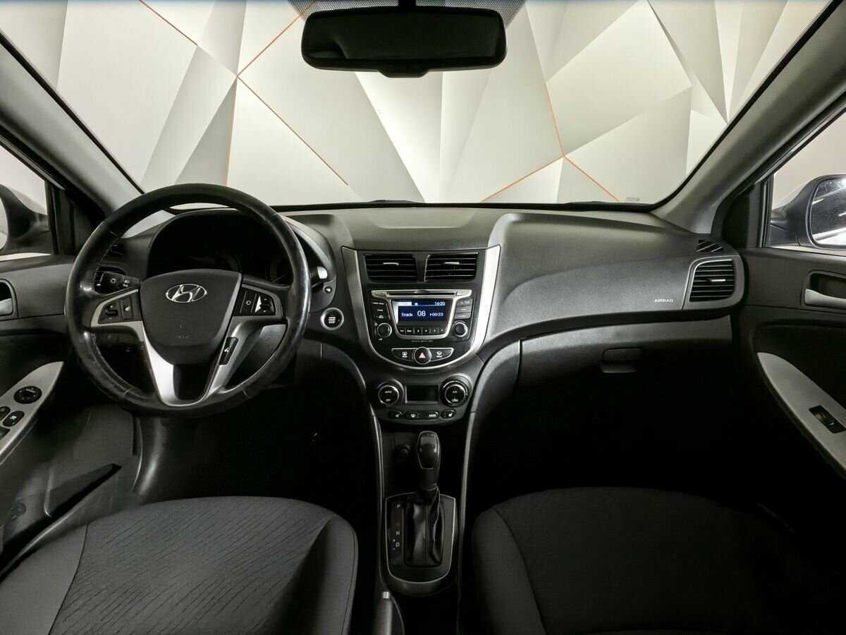 Купить Hyundai Solaris, 2014, 99 339 км, фото №10