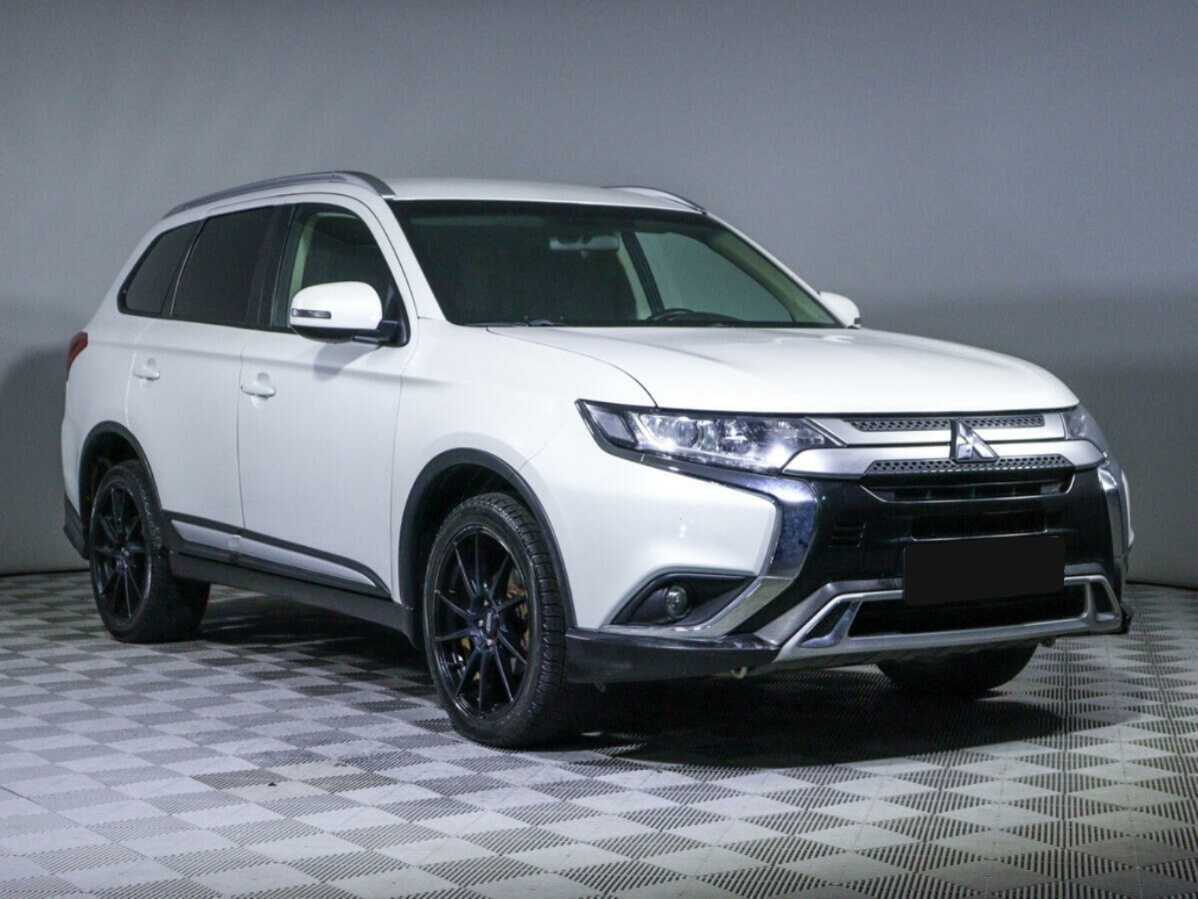 Купить Mitsubishi Outlander, 2019, 49 800 км, фото №3