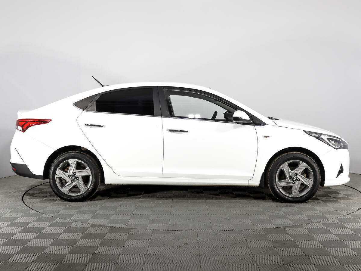 Купить Hyundai Solaris, 2020, 193 077 км, фото №4