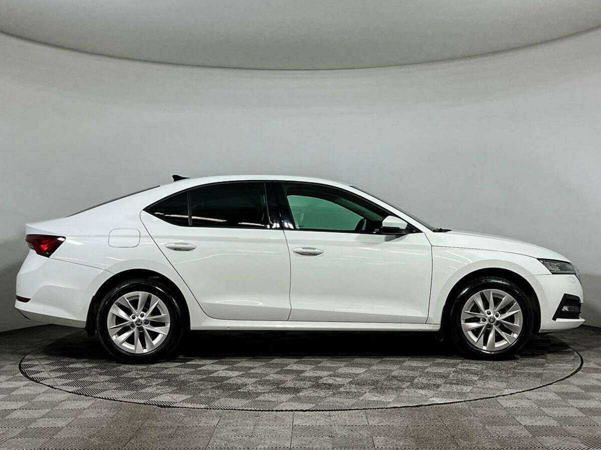 Купить Skoda Octavia, 2020, 52 610 км, фото №4