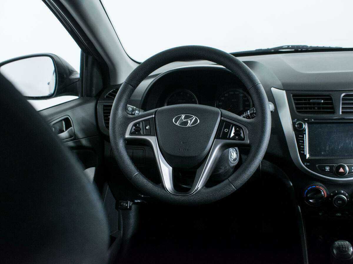 Купить Hyundai Solaris, 2014, 61 500 км, фото №14