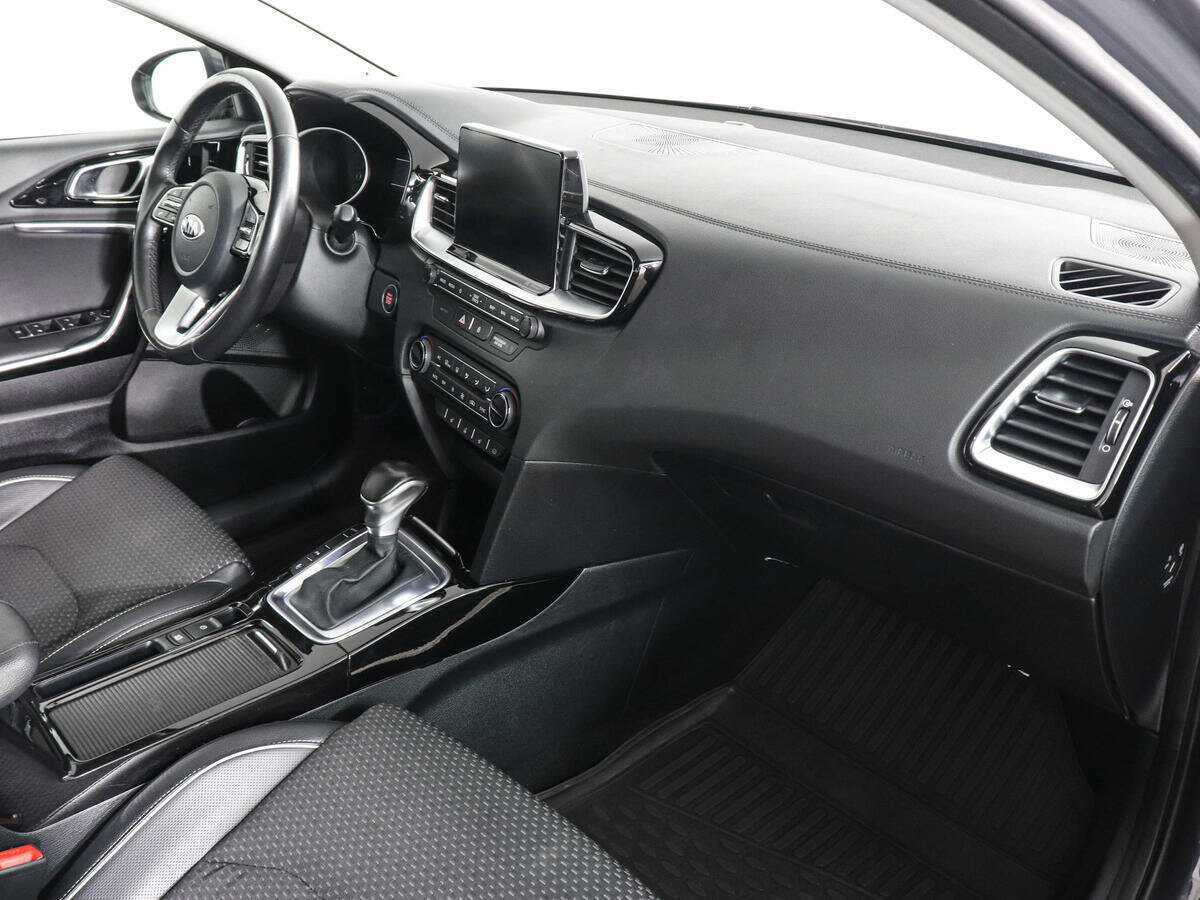 Купить Kia Ceed, 2018, 92 000 км, фото №10