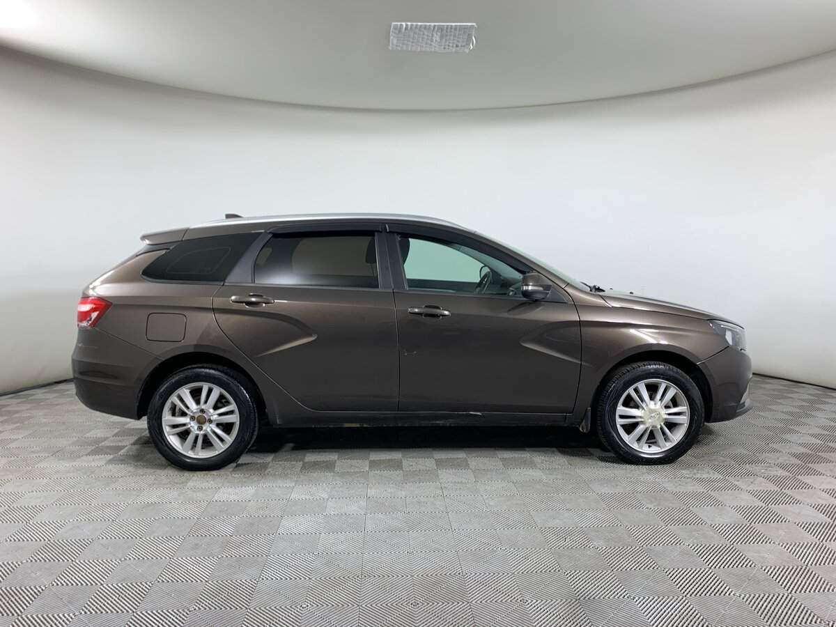 Купить Lada (ВАЗ) Vesta SW, 2018, 152 786 км, фото №4
