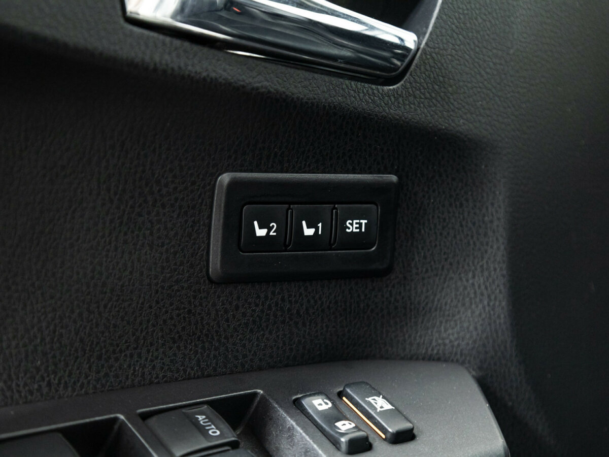 Купить Toyota RAV4 IV (XA40) Рестайлинг, 2017, 149 266 км, фото №13