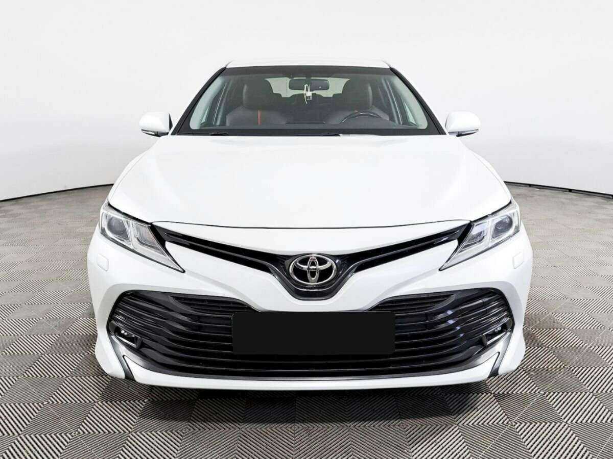 Купить Toyota Camry, 2019, 65 000 км, фото №2