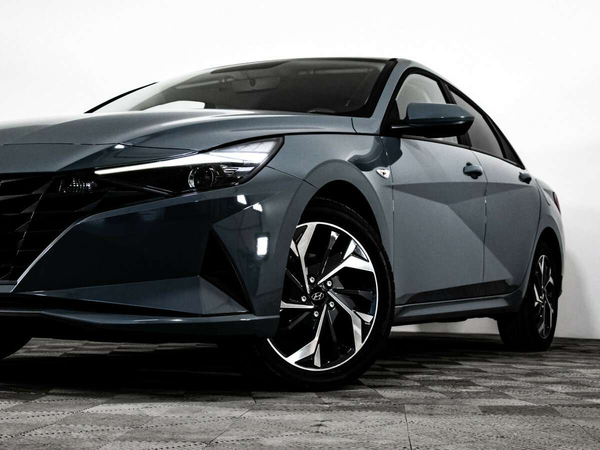Купить Hyundai Elantra, 2021, 43 121 км, фото №2