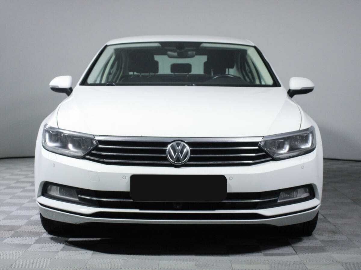 Купить Volkswagen Passat, 2018, 118 171 км, фото №2