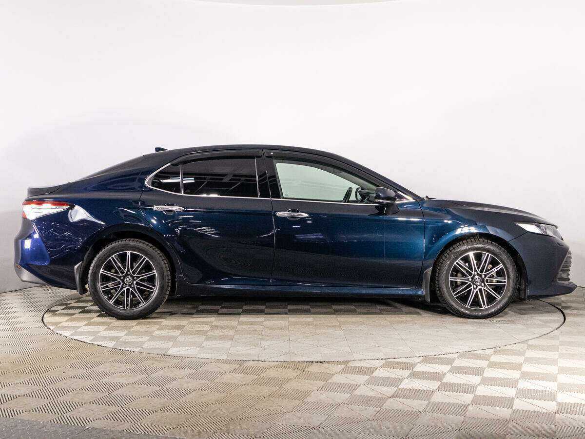 Купить Toyota Camry, 2018, 65 805 км, фото №4