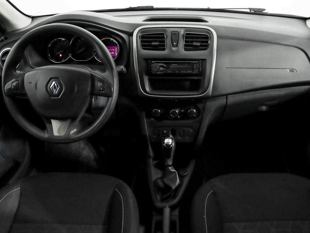 Купить Renault Sandero Stepway, 2016, 80 720 км, фото №12