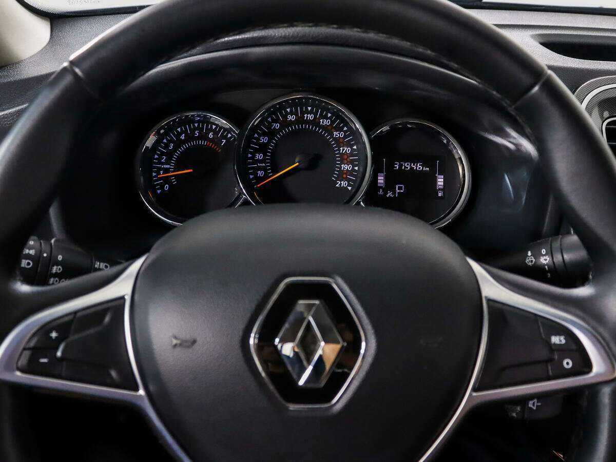 Купить Renault Logan Stepway, 2018, 37 875 км, фото №15