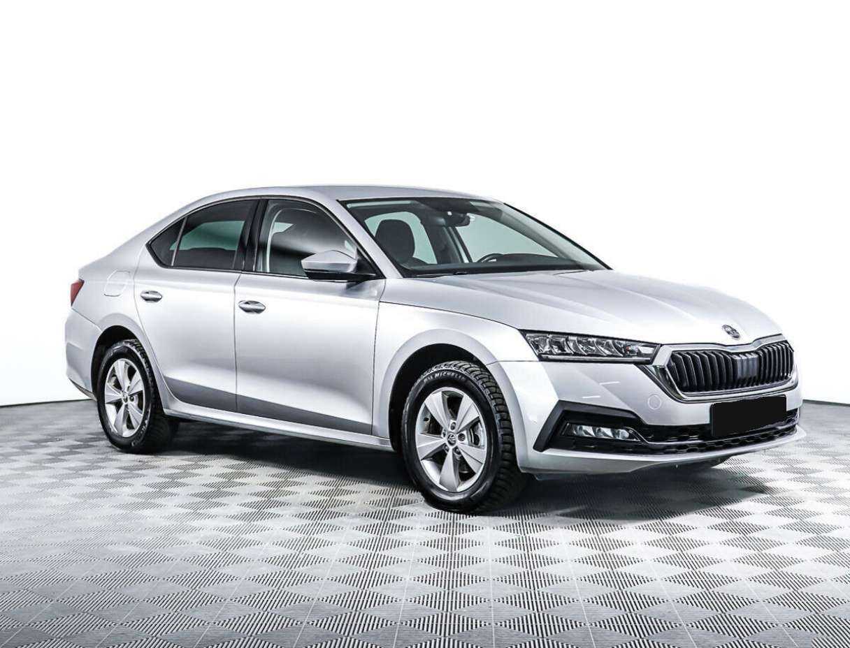 Купить Skoda Octavia, 2020, 13 800 км, фото №3