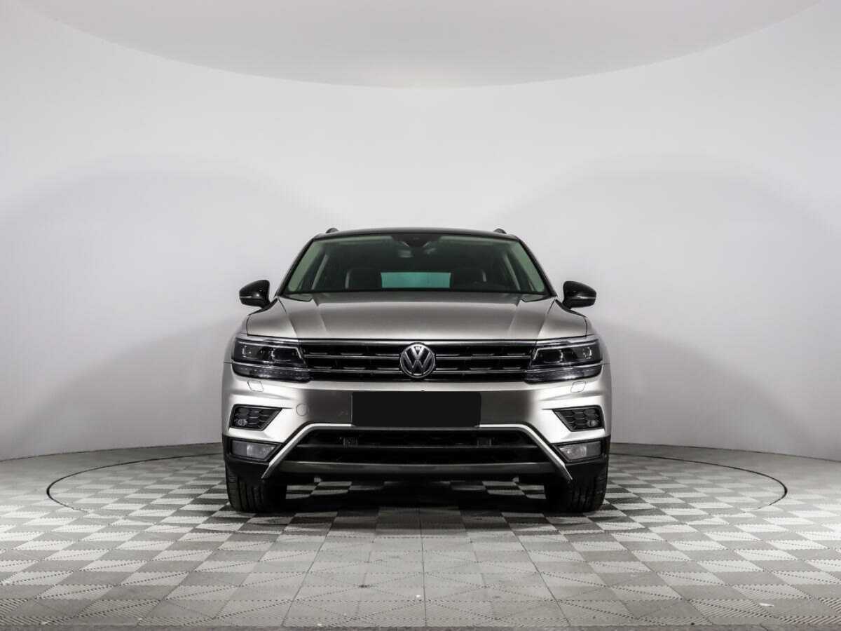 Купить Volkswagen Tiguan, 2019, 118 592 км, фото №2