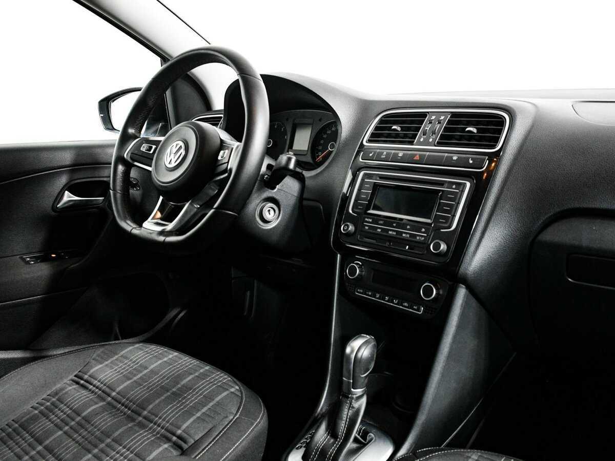 Купить Volkswagen Polo, 2017, 58 996 км, фото №11