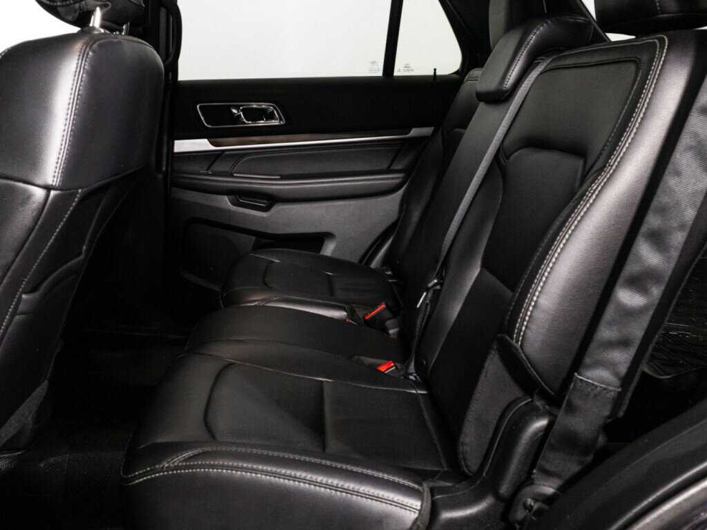 Купить Ford Explorer, 2018, 149 862 км, фото №10