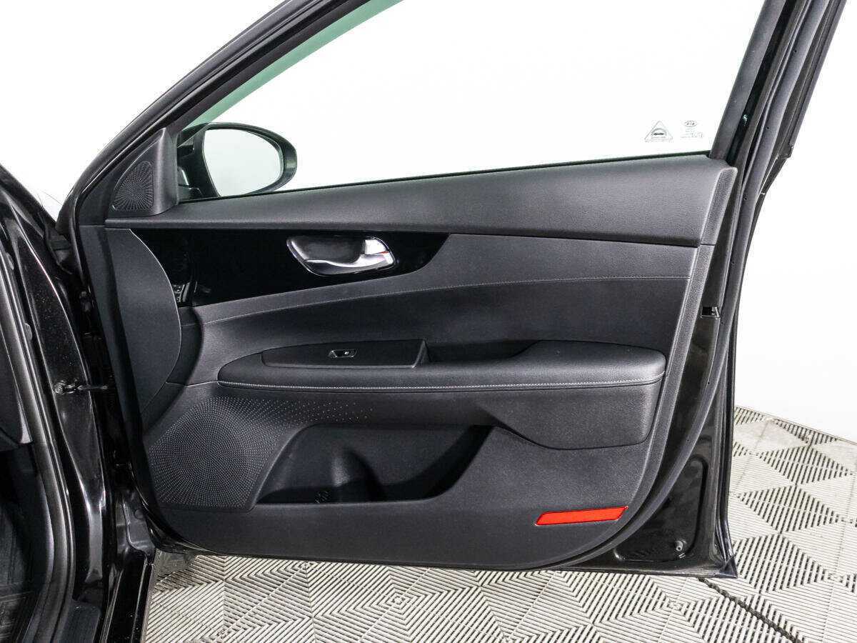Купить Kia Cerato, 2021, 49 217 км, фото №25