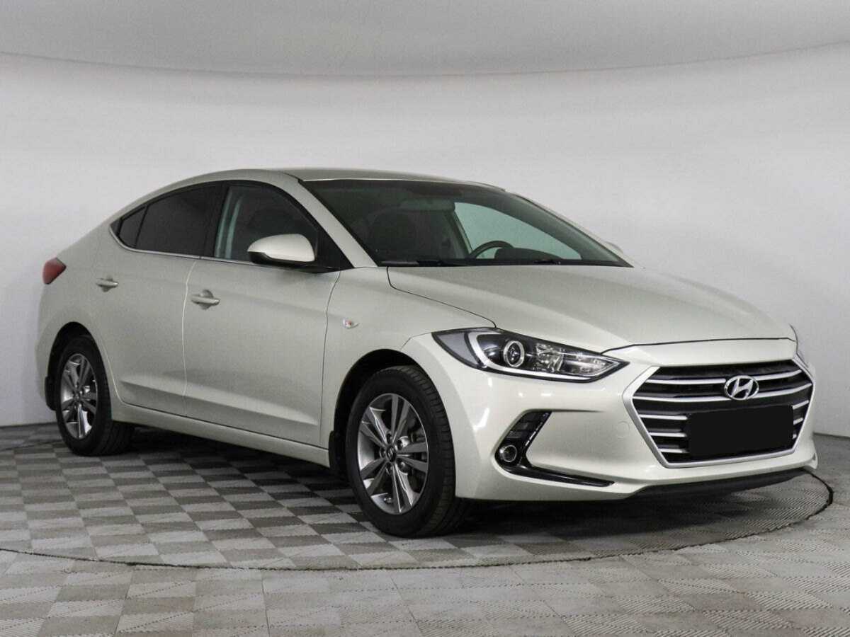 Купить Hyundai Elantra, 2017, 88 315 км, фото №3