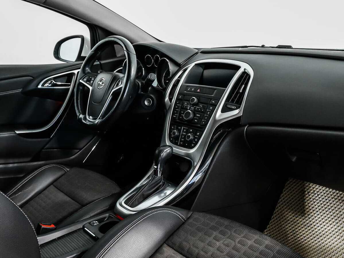 Купить Opel Astra GTC, 2014, 131 706 км, фото №11