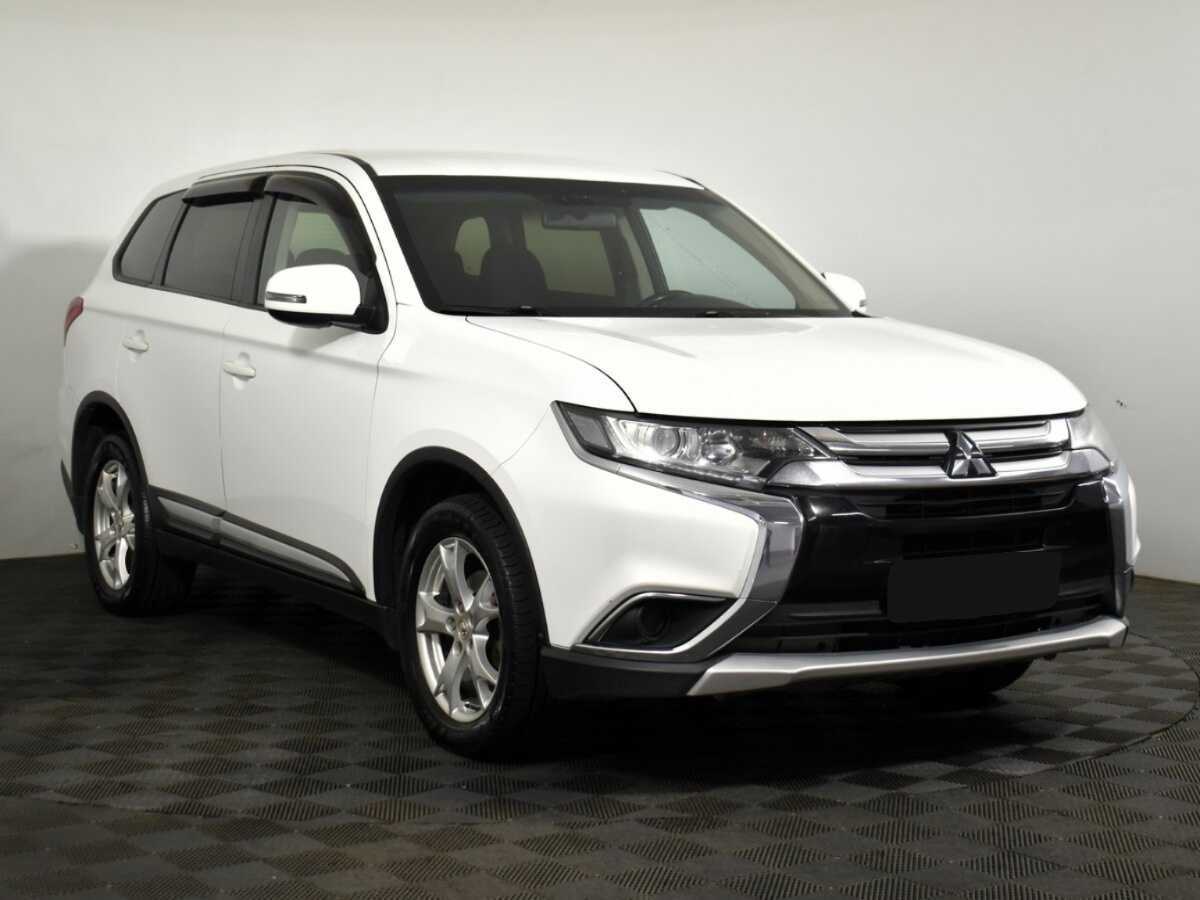 Купить Mitsubishi Outlander, 2017, 207 000 км, фото №3
