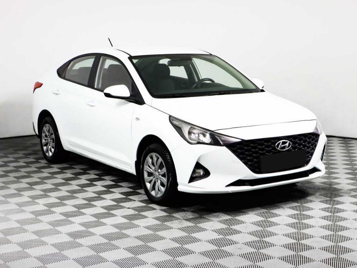Купить Hyundai Solaris, 2020, 79 846 км, фото №3