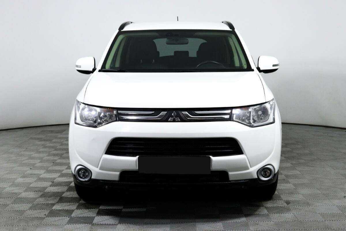 Купить Mitsubishi Outlander, 2013, 51 659 км, фото №2