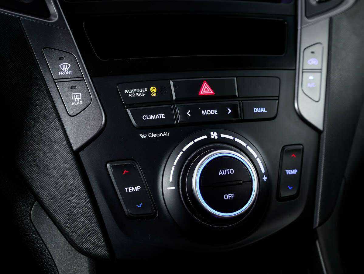 Купить Hyundai Santa Fe, 2013, 142 987 км, фото №17