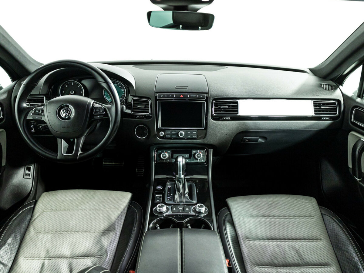 Купить Volkswagen Touareg II Рестайлинг, 2017, 183 000 км, фото №11