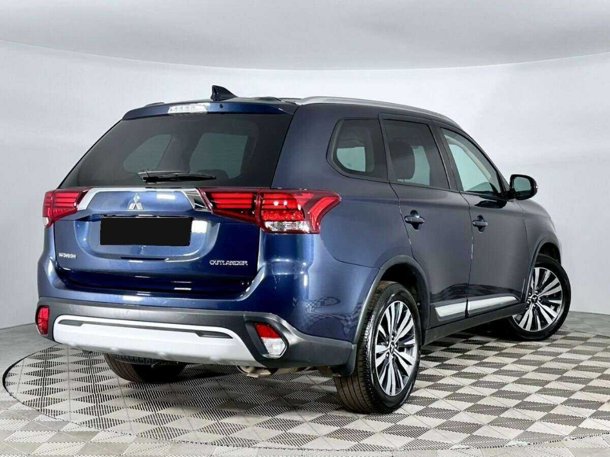 Купить Mitsubishi Outlander, 2019, 142 971 км, фото №2