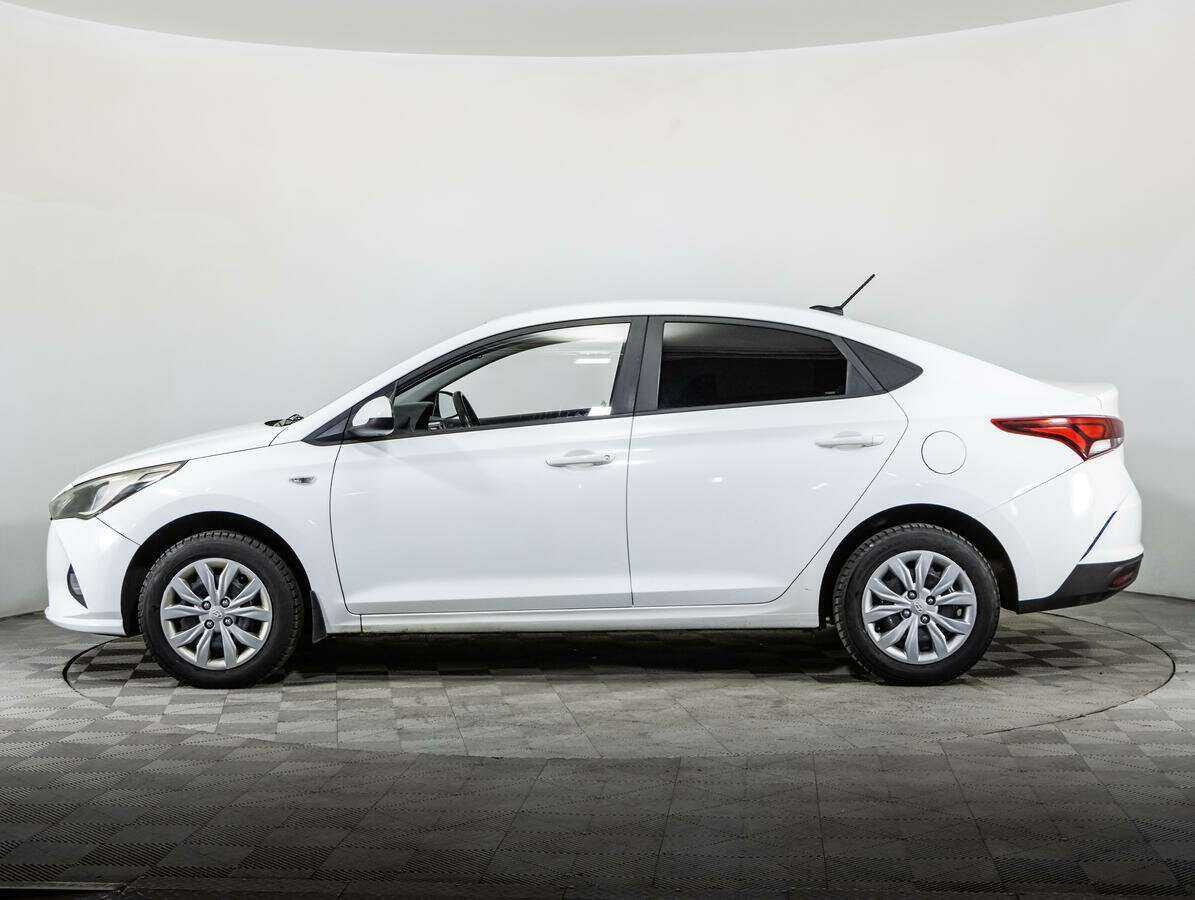 Купить Hyundai Solaris, 2020, 131 339 км, фото №7