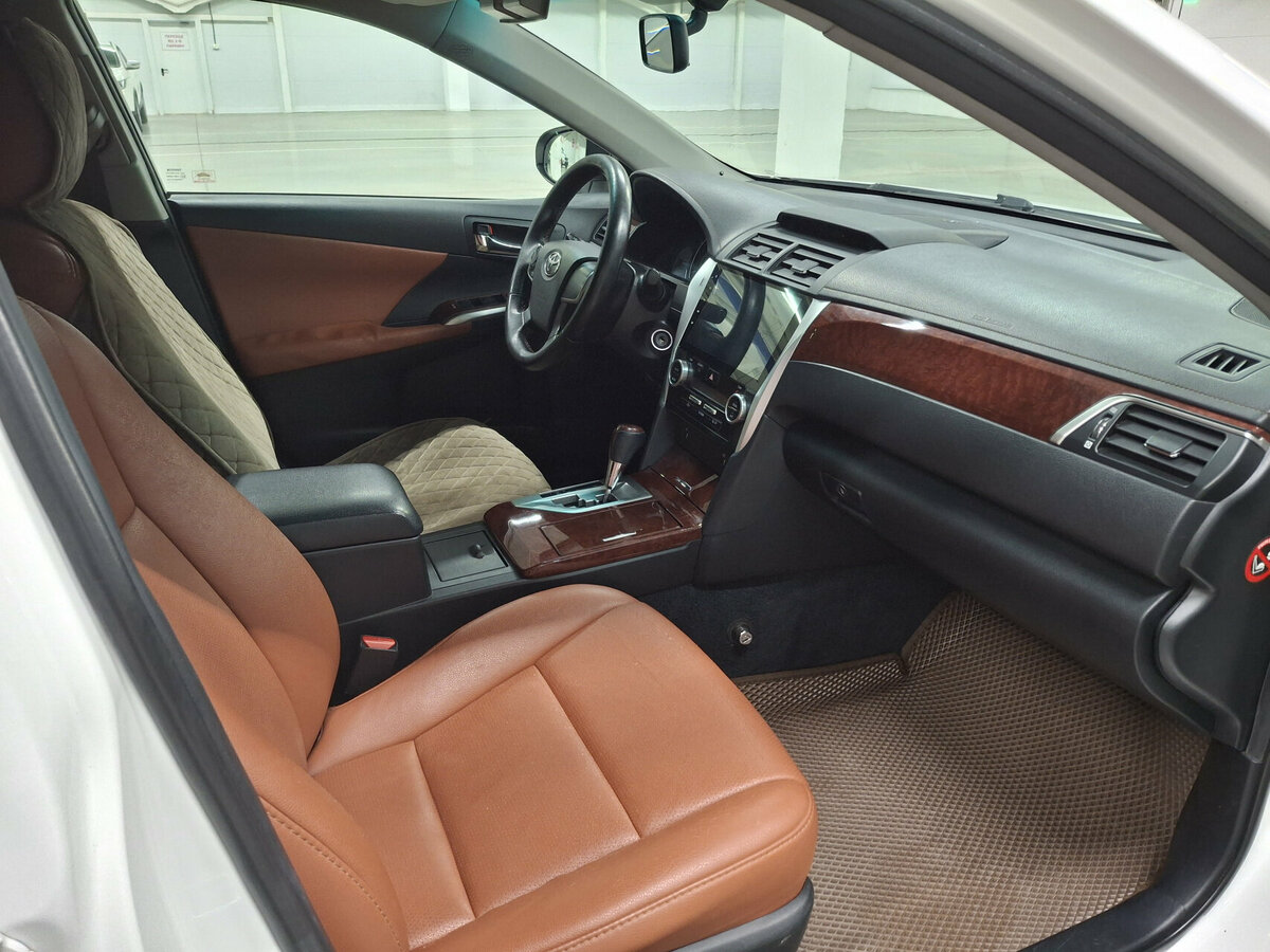 Купить Toyota Camry VII (XV50), 2013, 193 379 км, фото №11