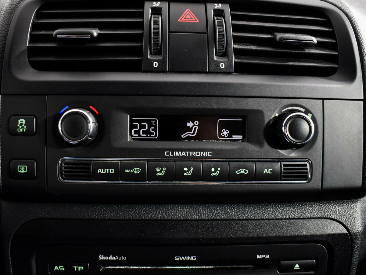 Купить Skoda Fabia II Рестайлинг, 2012, 222 285 км, фото №15