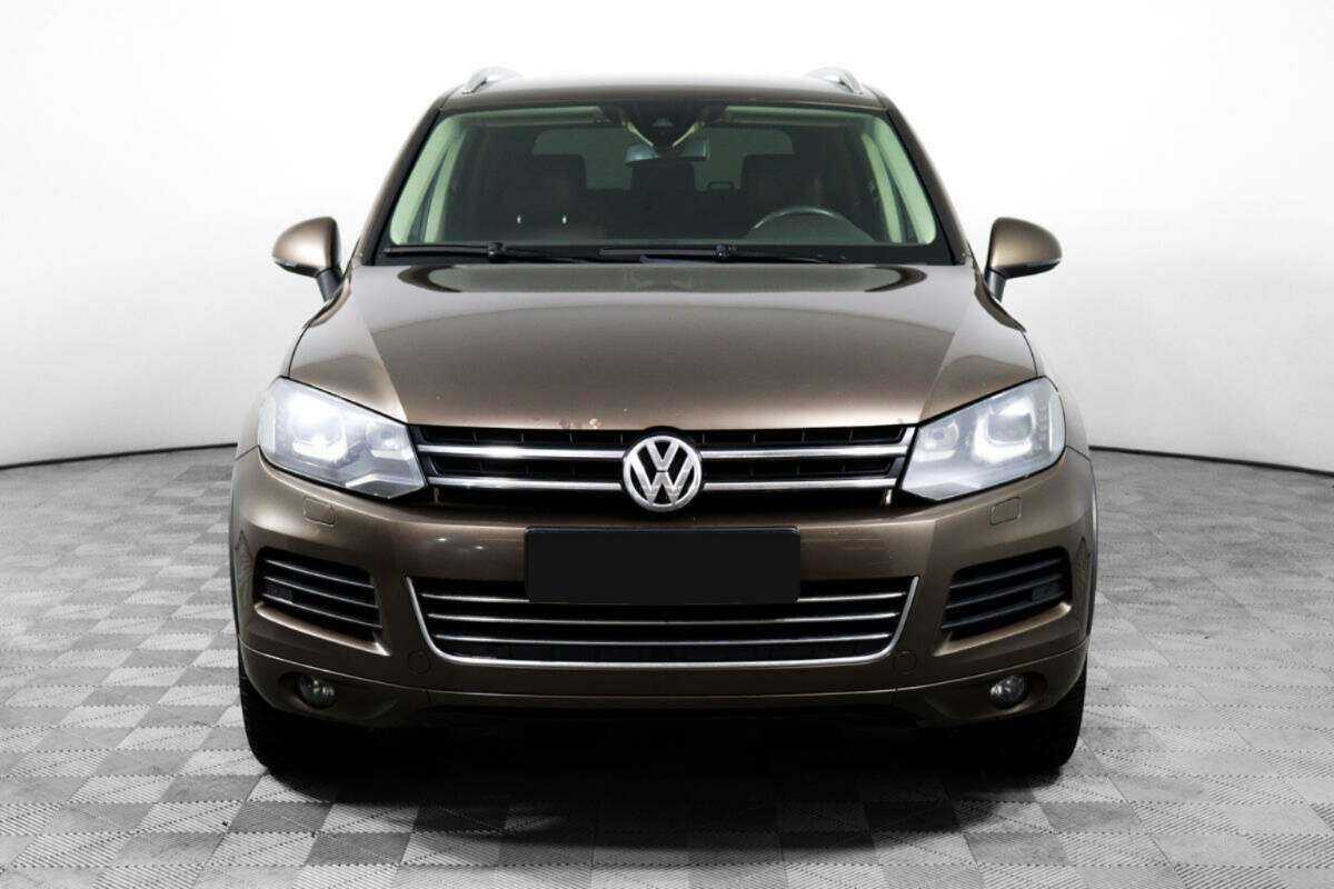 Купить Volkswagen Touareg, 2012, 345 435 км, фото №2