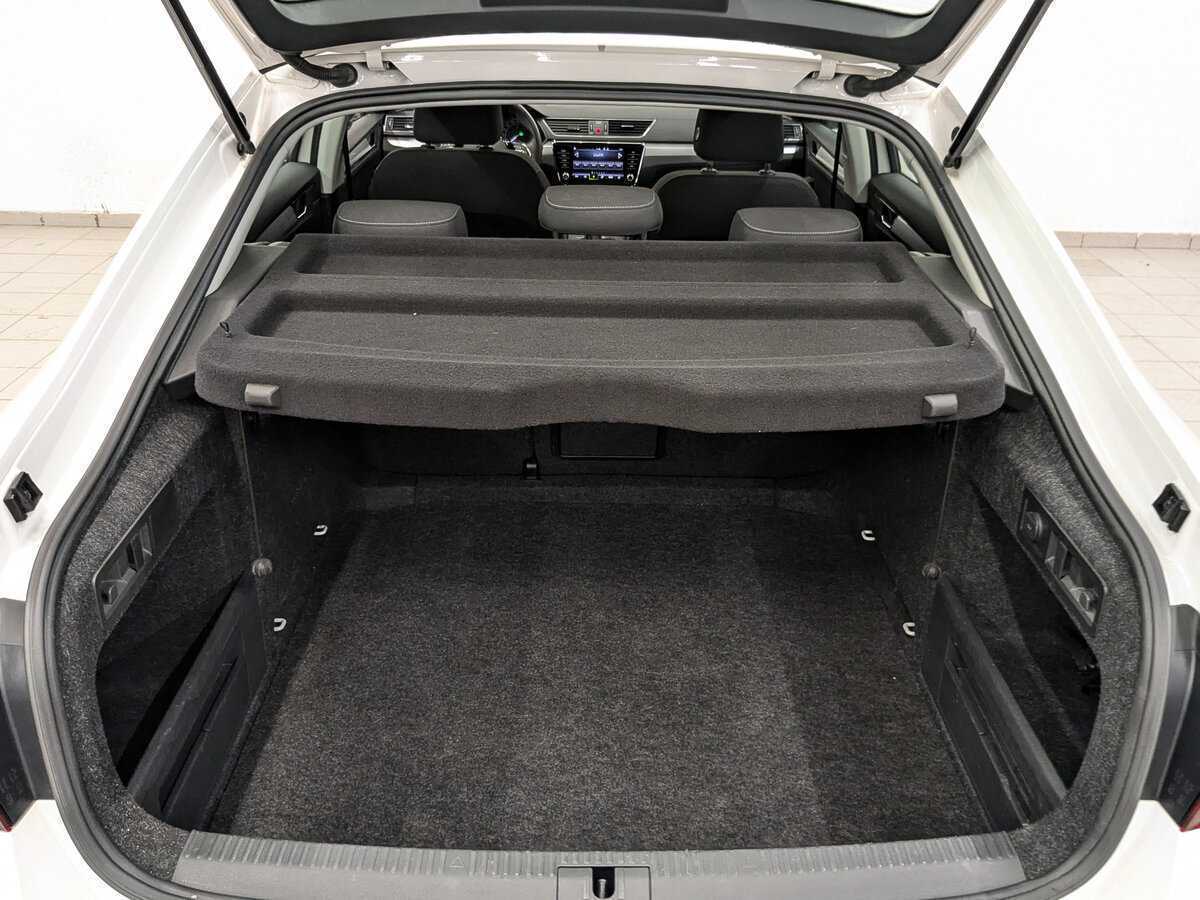 Купить Skoda Superb, 2020, 79 273 км, фото №11