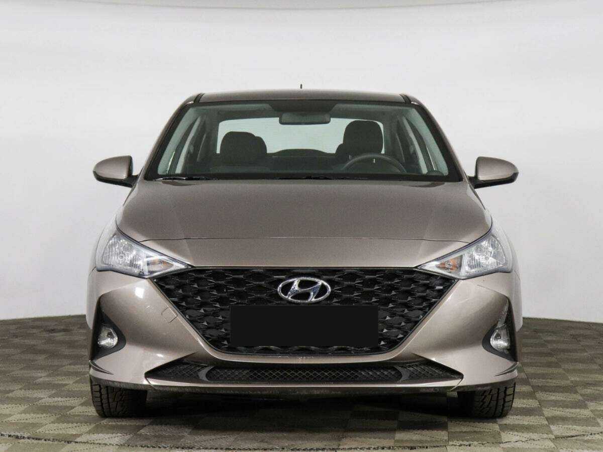 Купить Hyundai Solaris, 2021, 23 440 км, фото №2