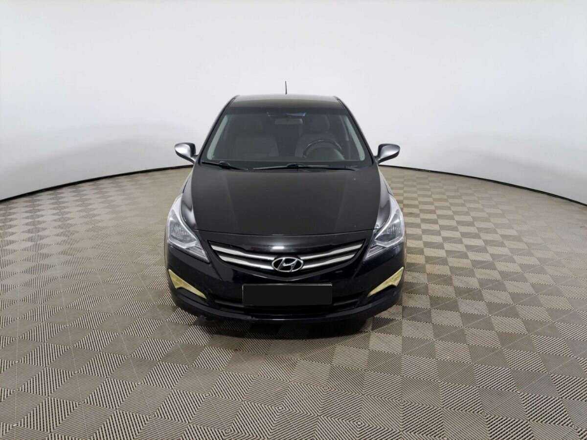 Купить Hyundai Solaris, 2015, 94 491 км, фото №2