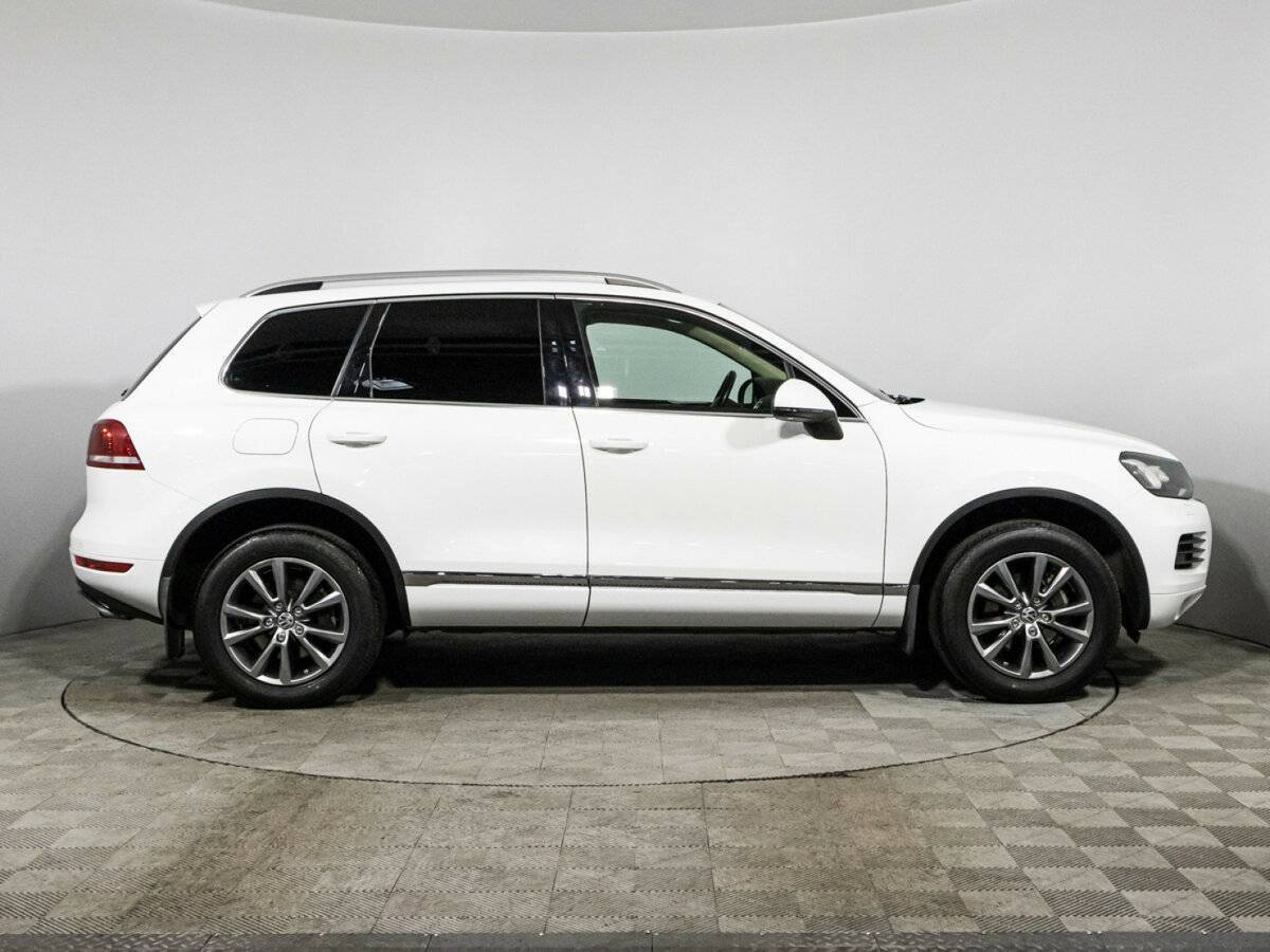 Купить Volkswagen Touareg, 2013, 198 000 км, фото №4