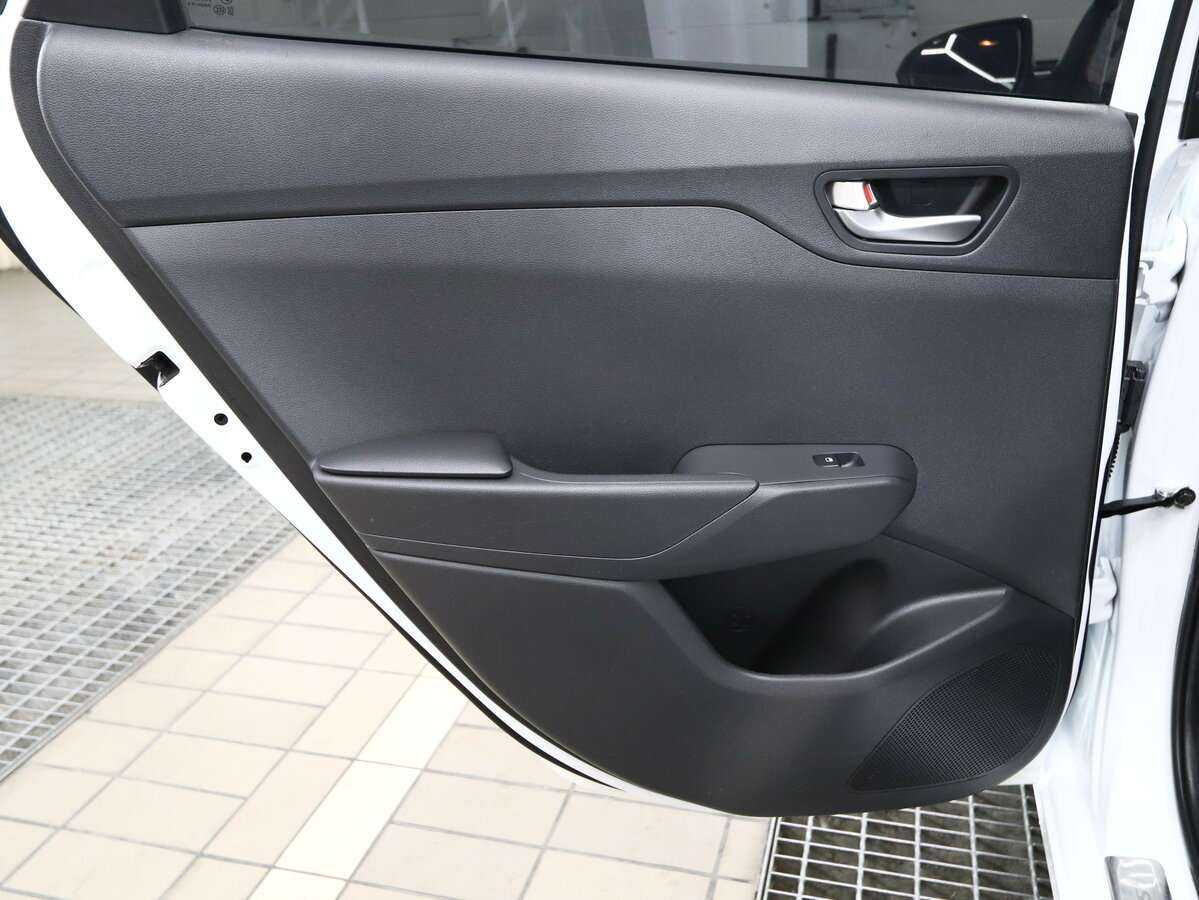 Купить Hyundai Solaris, 2021, 57 000 км, фото №9