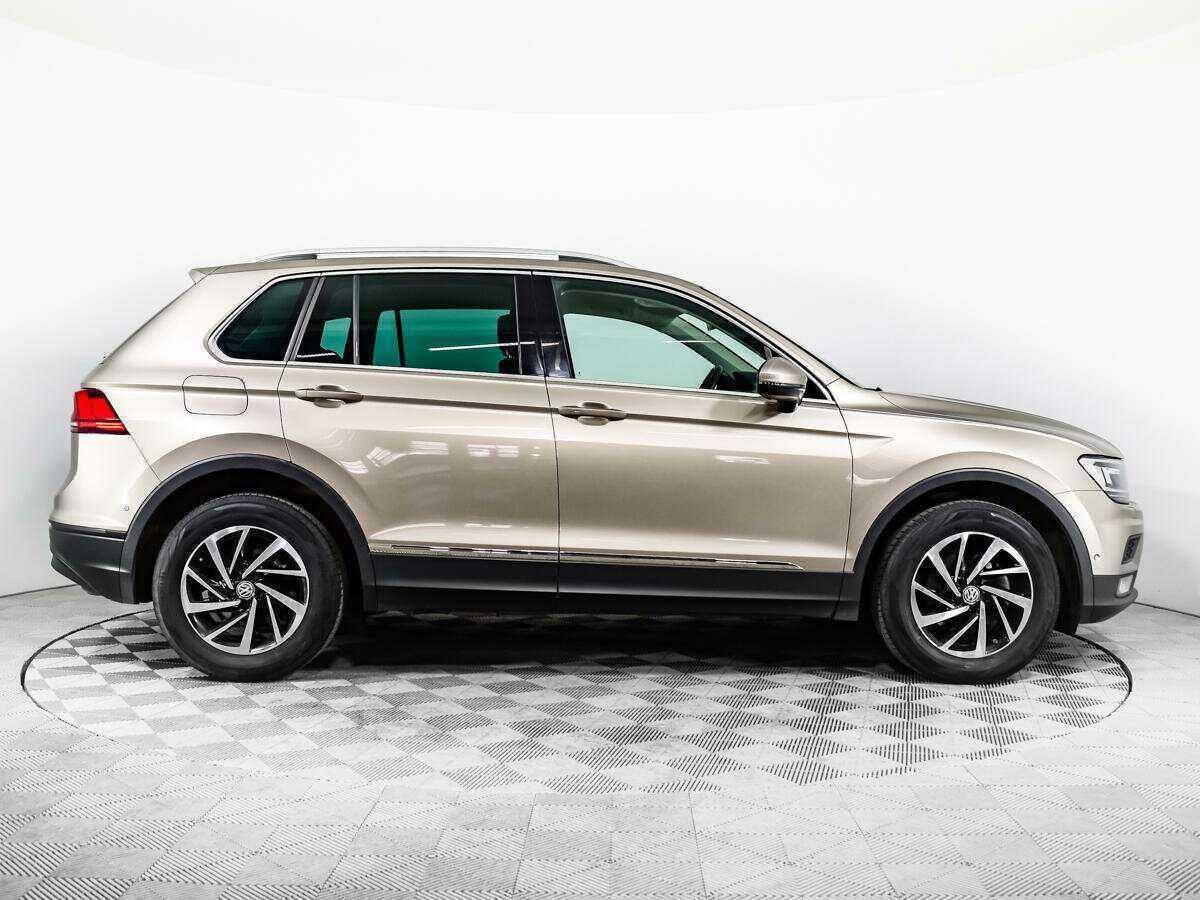 Купить Volkswagen Tiguan L, 2018, 111 982 км, фото №3