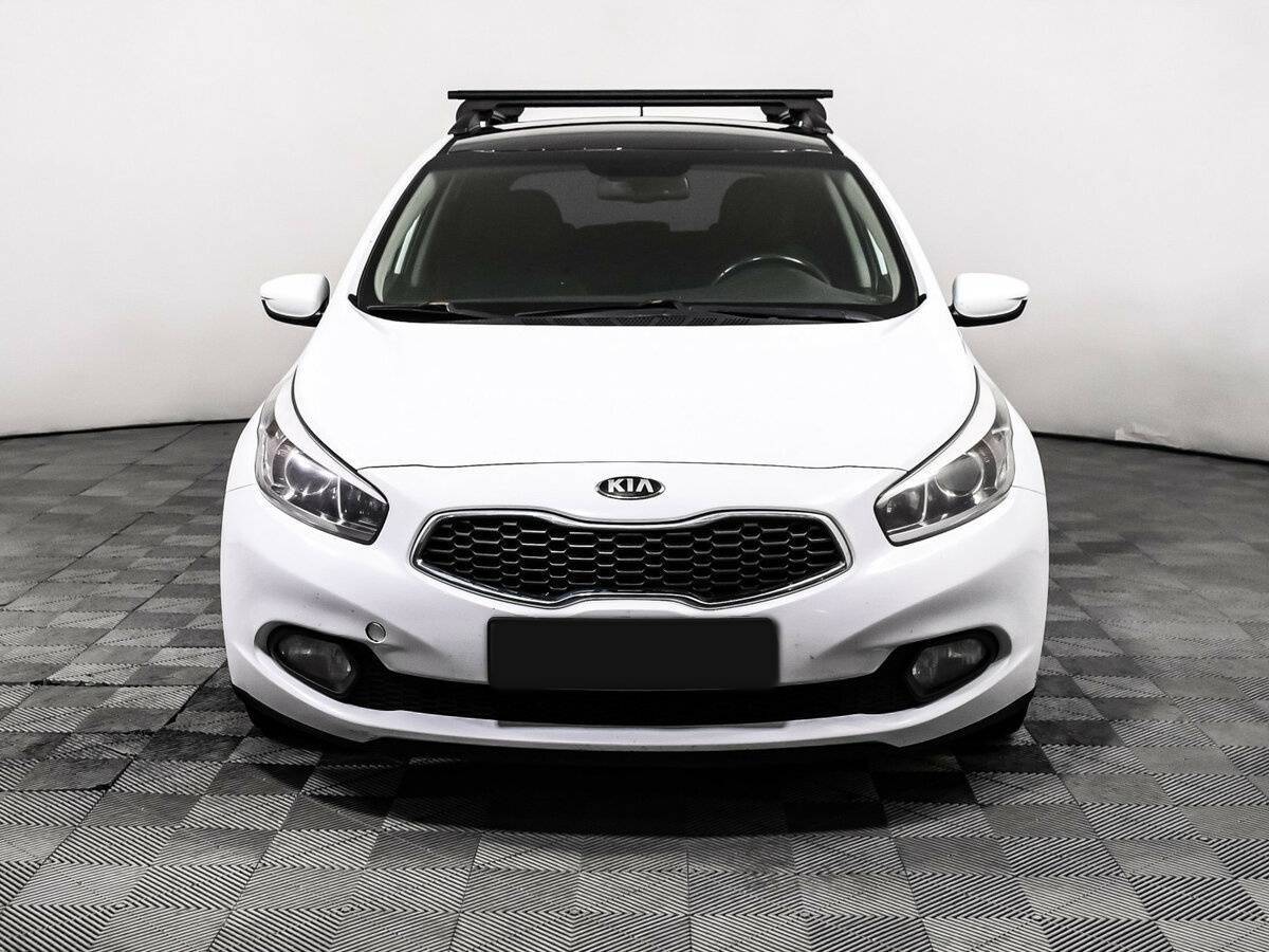 Купить Kia Ceed, 2012, 179 000 км, фото №2