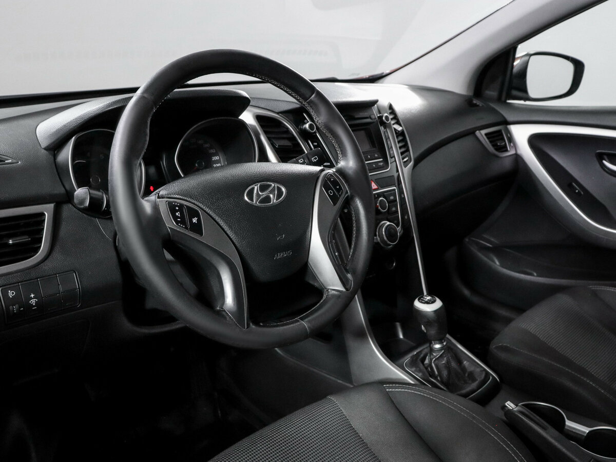 Купить Hyundai i30 II, 2012, 308 036 км, фото №11