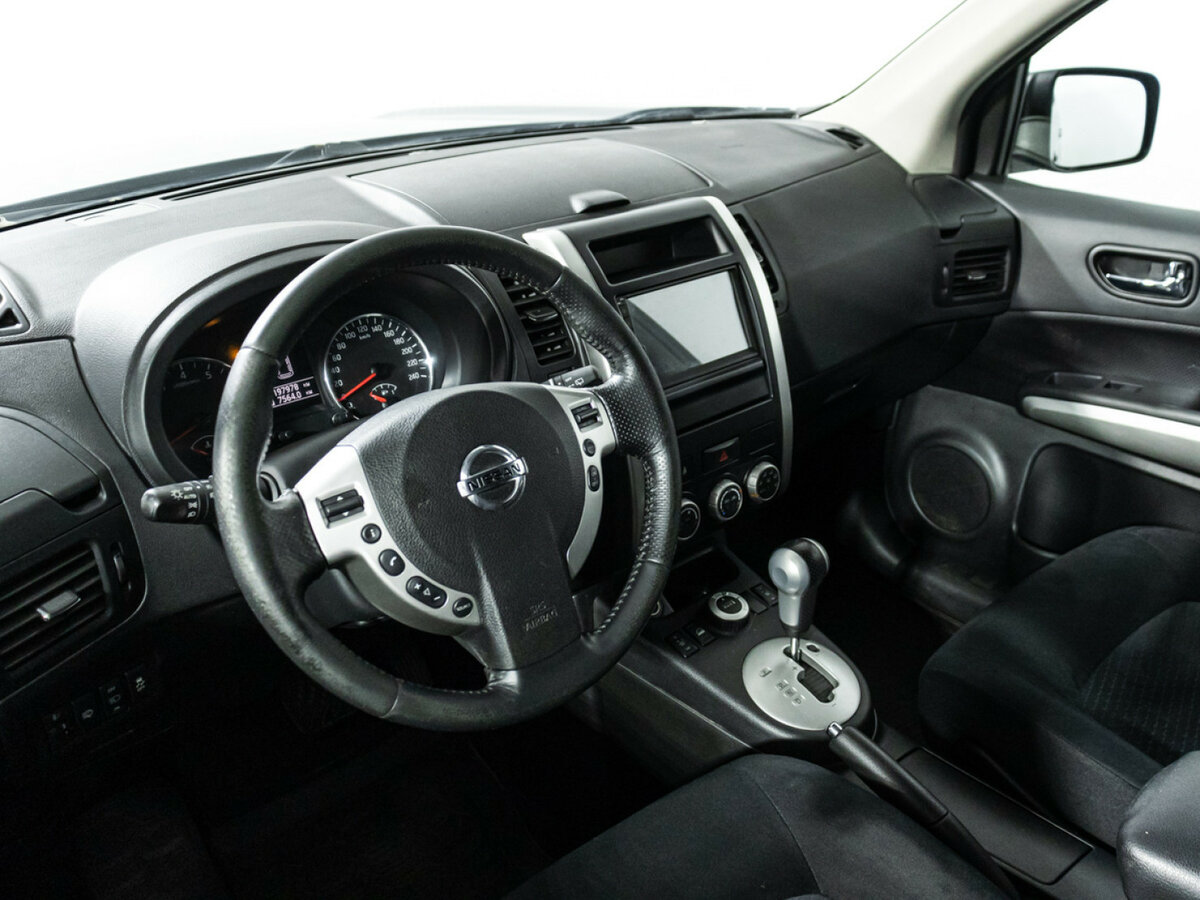 Купить Nissan X-Trail II Рестайлинг, 2012, 196 000 км, фото №11